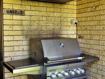 2 / 4 Symons Avenue, Bucasia