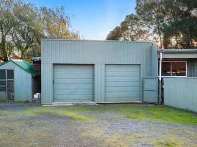 829 Midland Highway, Mount Rowan