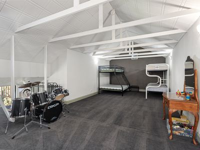 1188 Padman Drive, West Albury