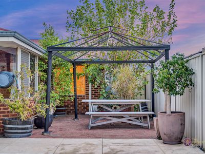 55 Teakwood Loop, Thornlie