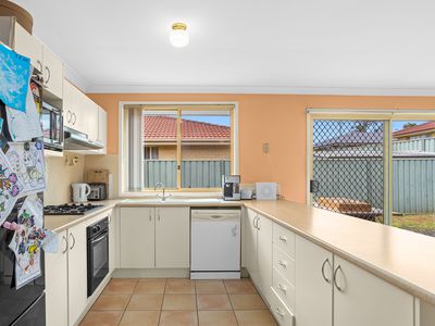 4 Moruya Link, Albion Park