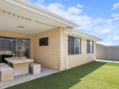 34 Perkins Drive, Clarkson