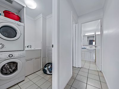 11 / 18 Golden Orchid Drive, Airlie Beach