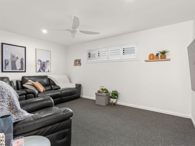 92 KENTIA DRIVE, Forster