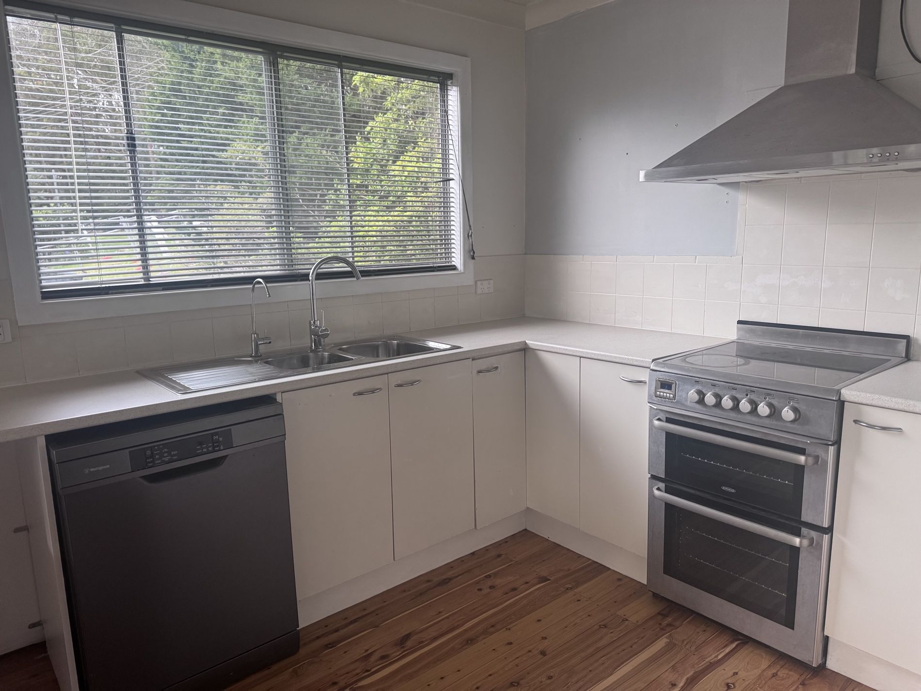 18 Edward Avenue, Kings Point