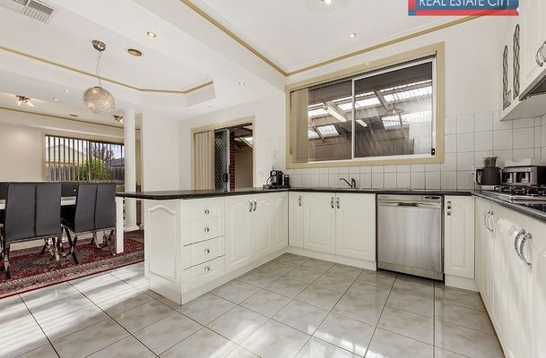 47 Rio Grande Drive, Roxburgh Park