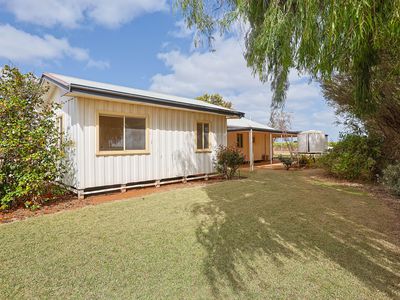 88 Parraweena Road, Coomealla