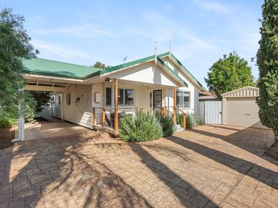 315A Collins Street, West Lamington