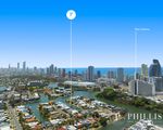 15 Lakeland Key, Broadbeach Waters