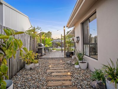 7 Karora Road, Beachmere