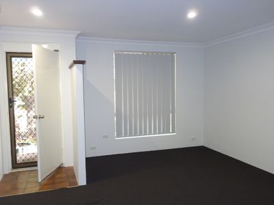 26 Wayfarer Road, Heathridge