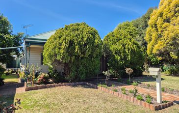 33-35 West Street, Bingara