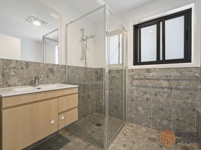 27 Vahland Street, Taylor