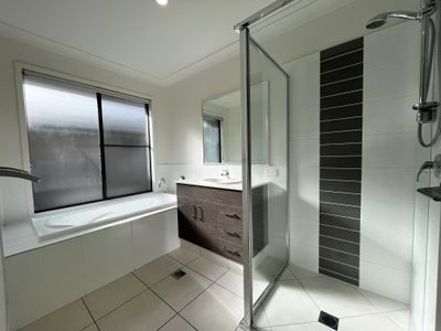 18 Bellthorpe Street, South Ripley