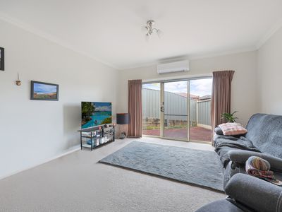 5 schomberg Place , Warrnambool