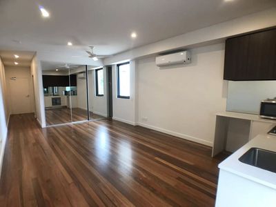 201 / 2 Hazelbank Place, North Sydney