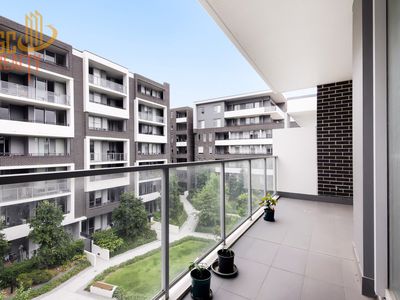 525 / 2 Half Street, Wentworth Point