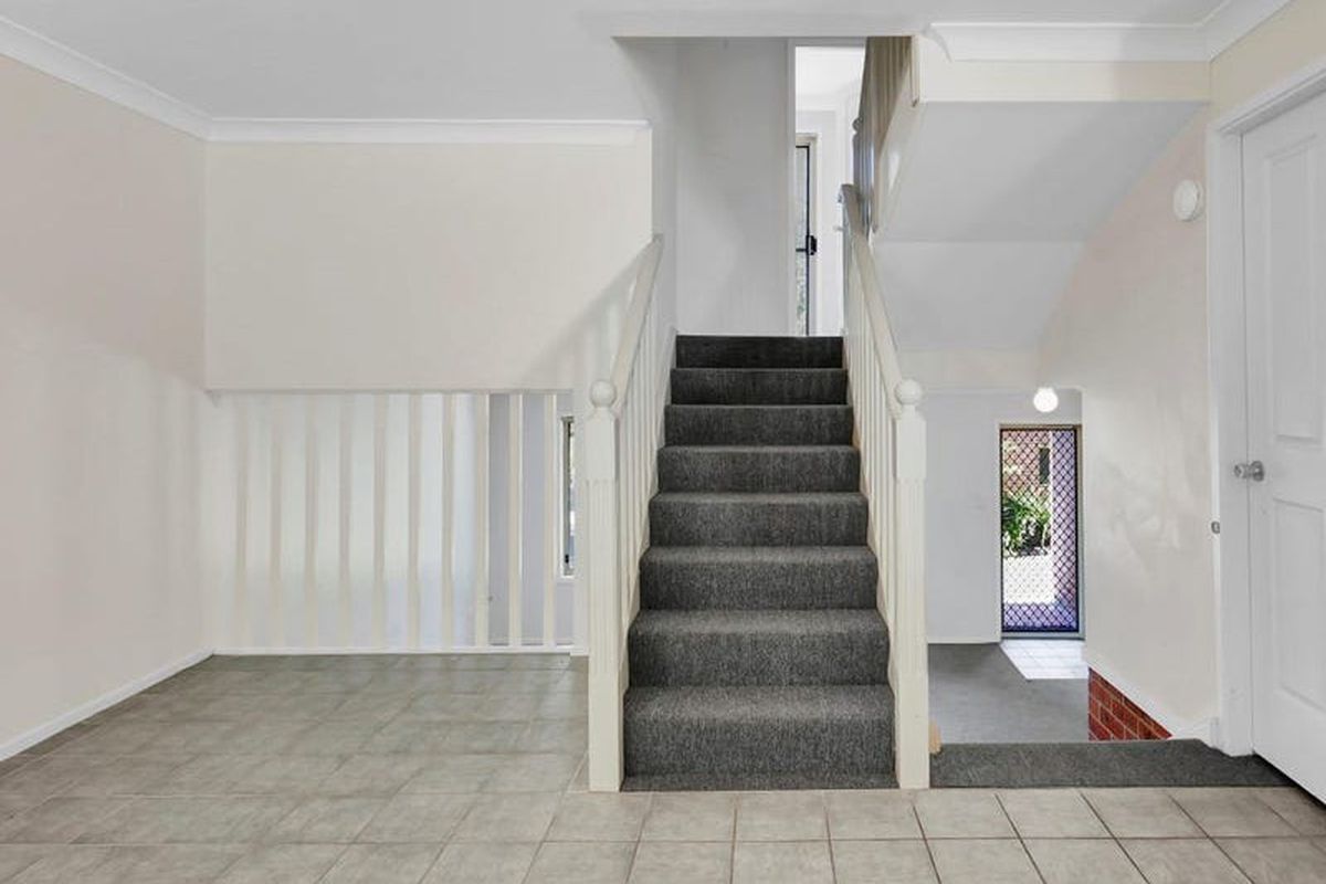 16 / 10 Albert Street, Ourimbah