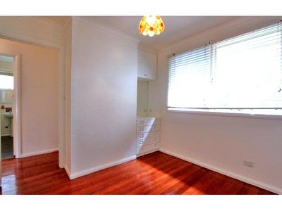 2 / 3 Wellington Road, Box Hill