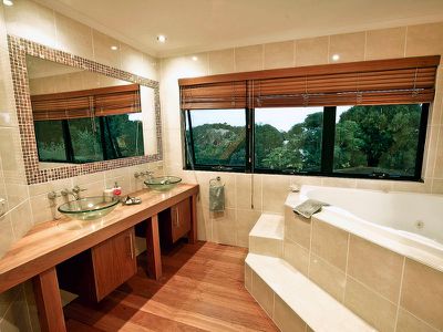 32 Brolga Lane, Dulong
