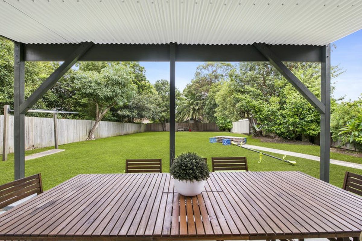 1 Eulalia Avenue, Point Frederick