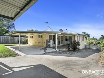 90 Lauren Street, Urangan