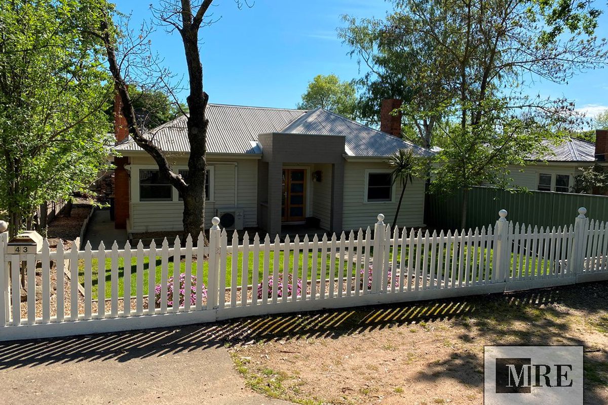 1 / 43 Hunter Street, Mansfield