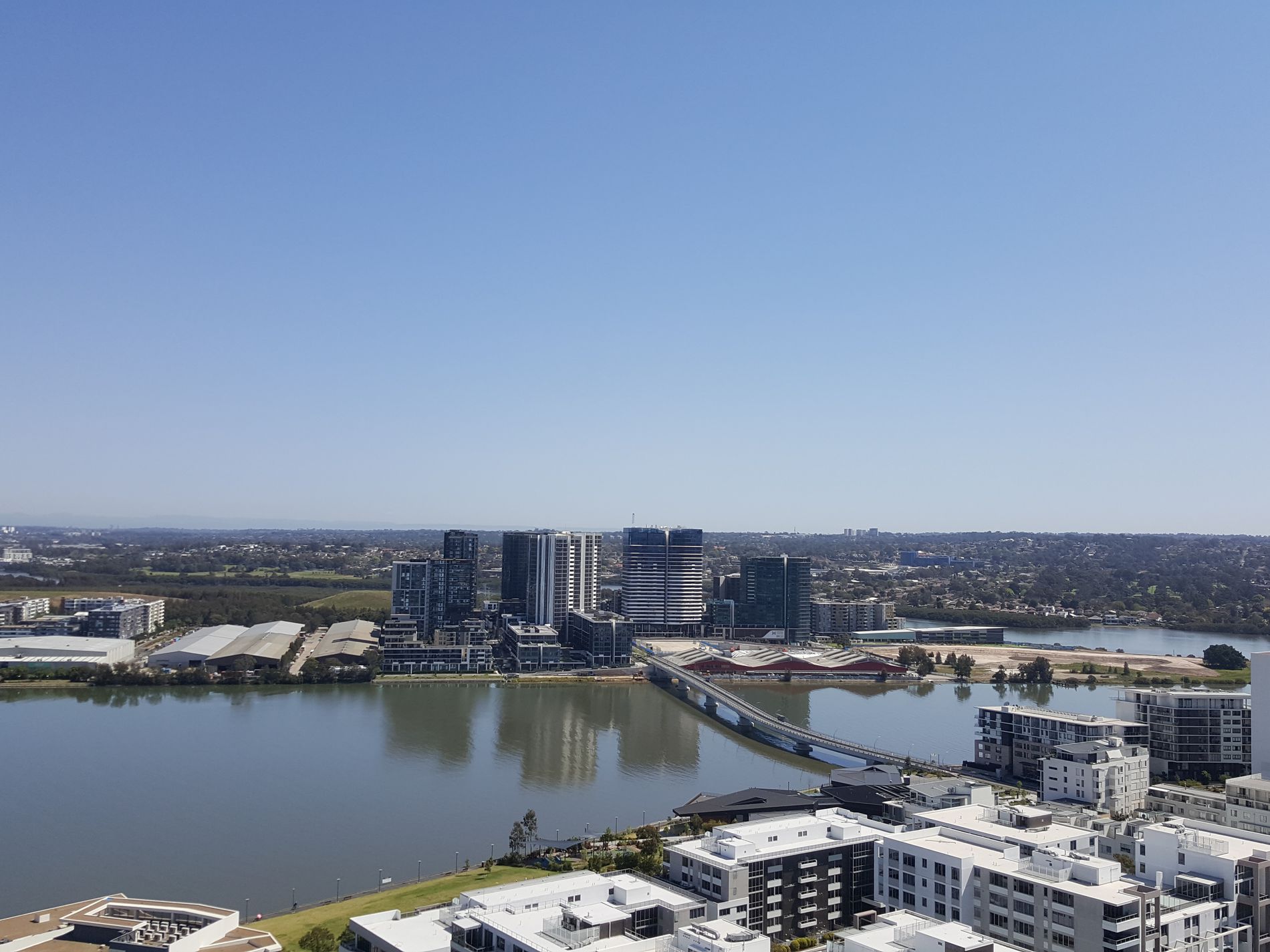 2406 / 7 Rider Boulevard, Rhodes