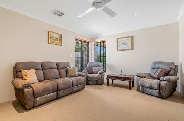 22 Rhapsody Close, Shoalwater