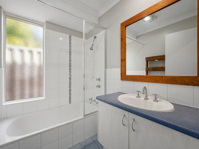 32B Banyard Avenue, Kelmscott