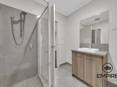 24 Sikes Rd, Clyde North