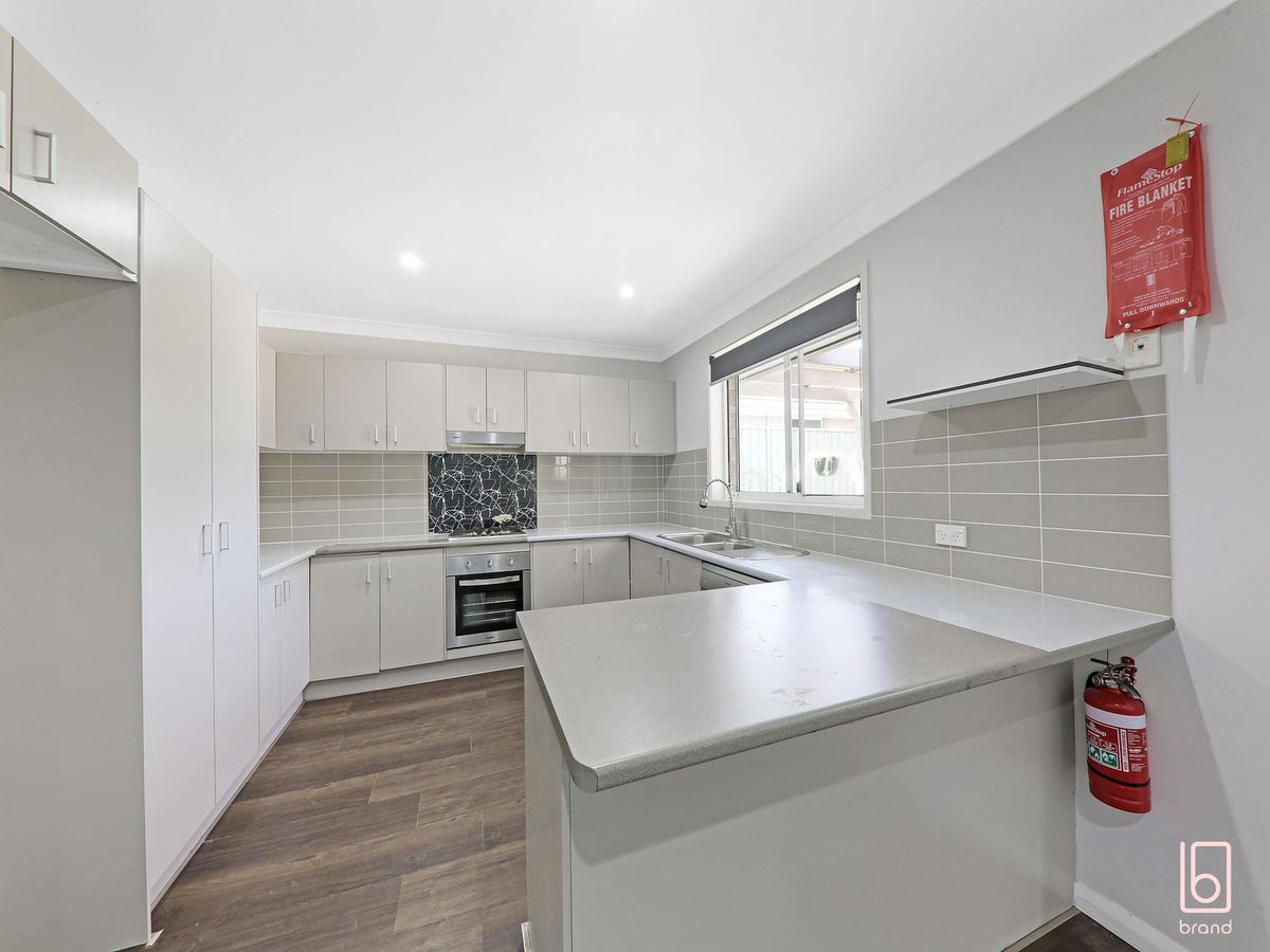 79 Georgia Drive, Hamlyn Terrace