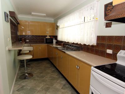 2 De Lore Crescent, Tuncurry