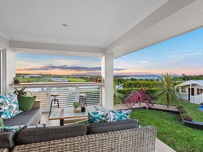 44 Cottesloe Circuit, Red Head