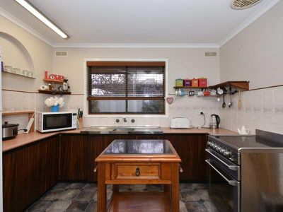 110 Crusoe Road, Kangaroo Flat