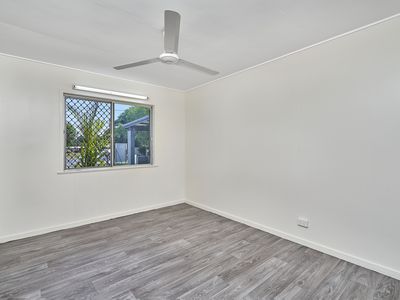 15 Quamby Close, White Rock