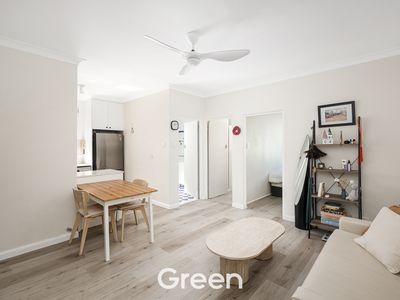 1 / 36 West Parade, West Ryde