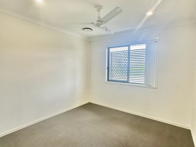 2 / 300 Redbank Plains Road, Bellbird Park