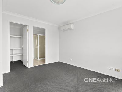 12 Molongo Street, Albion Park