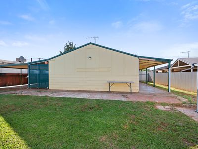 10 Starlight Place, South Kalgoorlie
