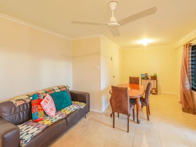 62 Country Road, Cannonvale