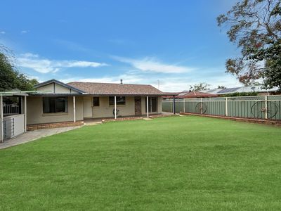 17 Howard Avenue, Dubbo