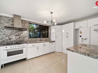 5 Sutherland Street, Canley Heights