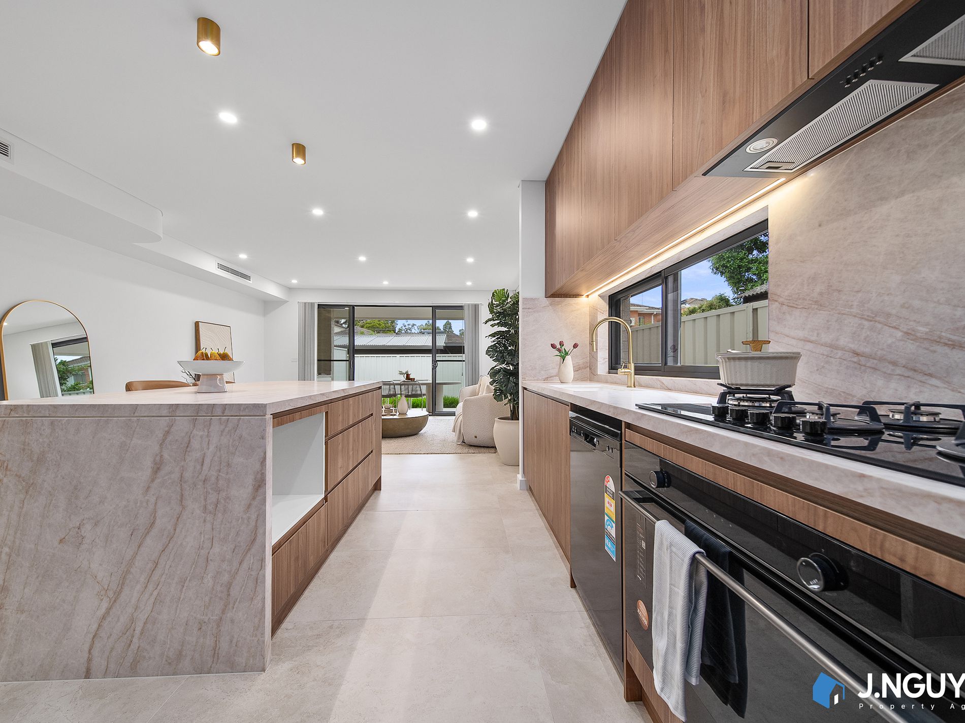 10a Foxlow Street, Canley Heights