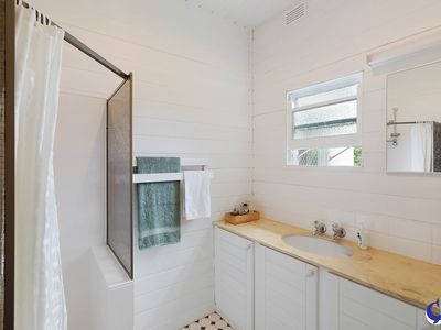 9 Bay Street, Narooma