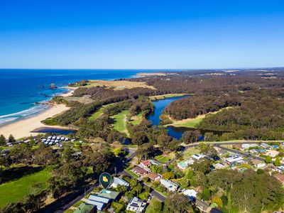 22 Ballingalla Street, Narooma