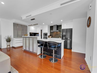 11 The Grandstand, Harrisdale