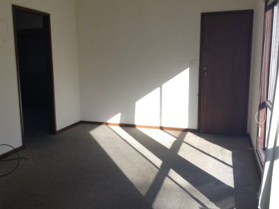 2 / 9 Barbara Avenue, Warrawong