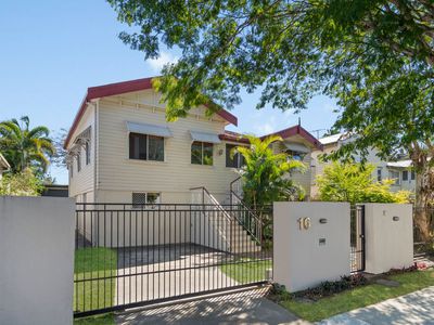 16 Duke Street, Ascot