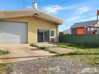 6 Clark Street, Horsham